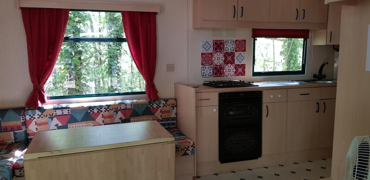 Camping Au Bois Dormant Hotel Chauffour-sur-Vell Luaran gambar
