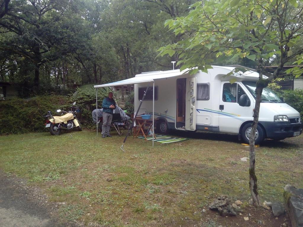 Camping Au Bois Dormant Hotel Chauffour-sur-Vell Luaran gambar